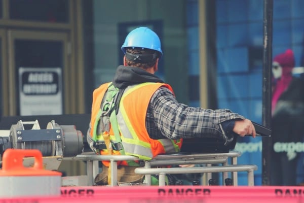 payroll construction worker