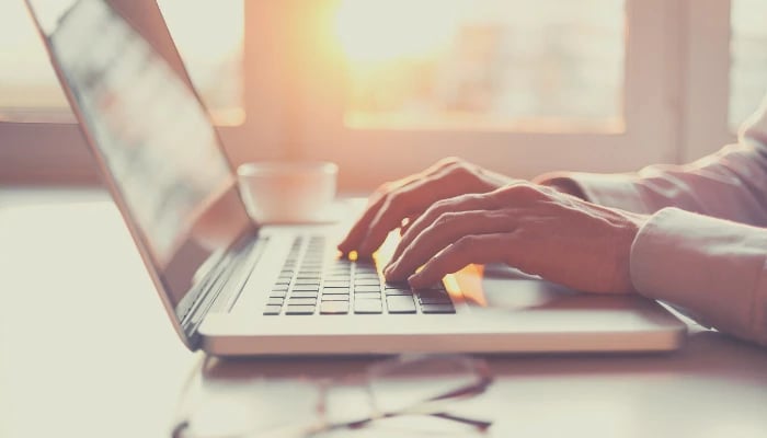 electronic onboarding laptop